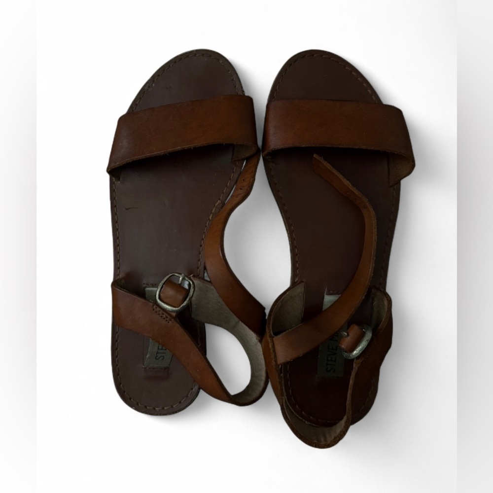 Steve Madden Womens Brown Ankle Strap Brown Buckle Leather Sandals Women’s 6.5 - Picture 2 of 3
